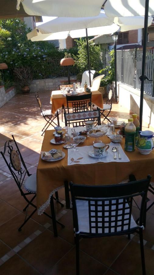B&B Villa Carmen Sant'Alessio Siculo Bagian luar foto
