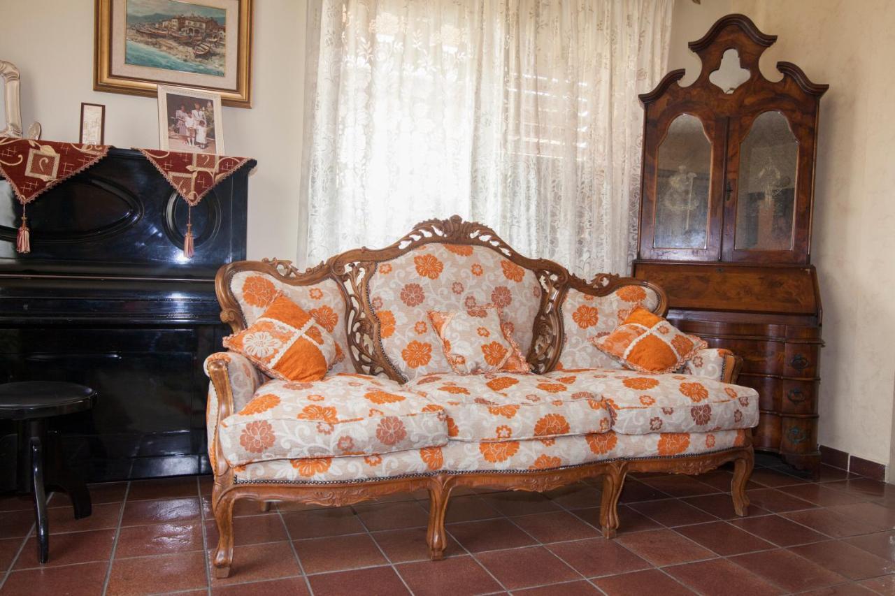 B&B Villa Carmen Sant'Alessio Siculo Bagian luar foto