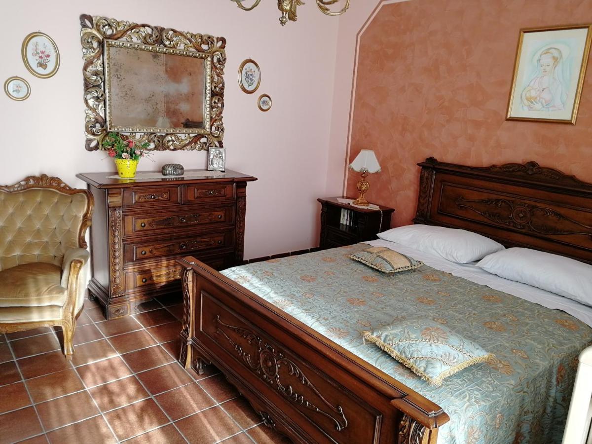 B&B Villa Carmen Sant'Alessio Siculo Bagian luar foto